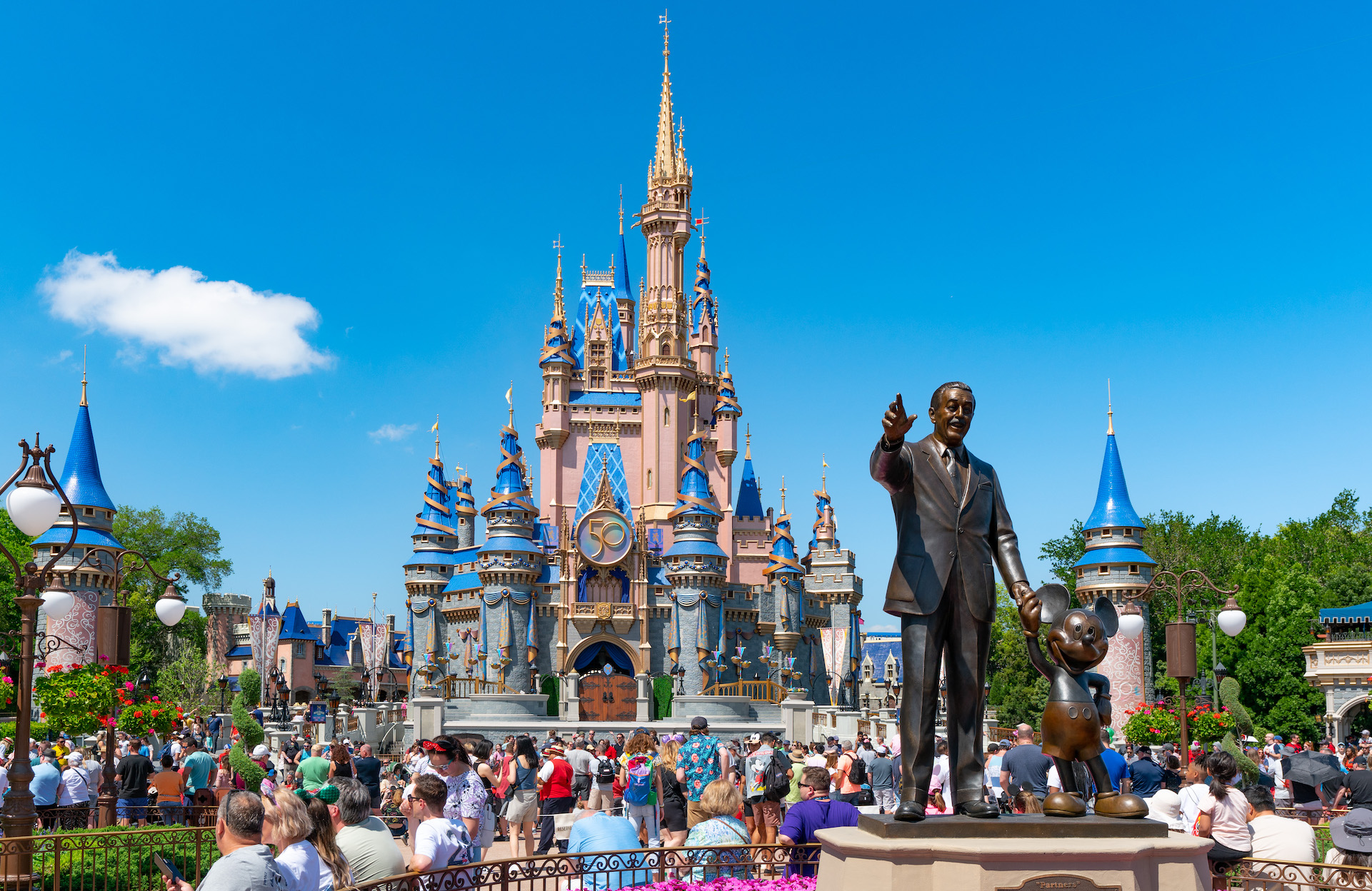 Le château du parc Magic Kingdom à Walt Disney World à Orlando en Floride aux Etats-Unis